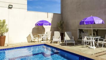 Outdoor pool, sun loungers