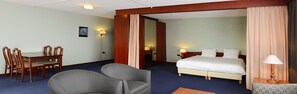 Senior Suite