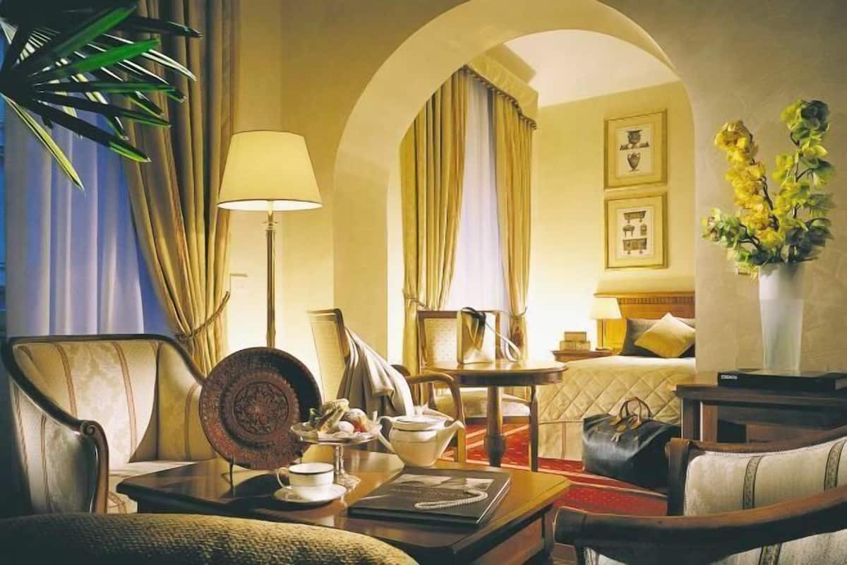 Ropa de cama de alta calidad y minibar