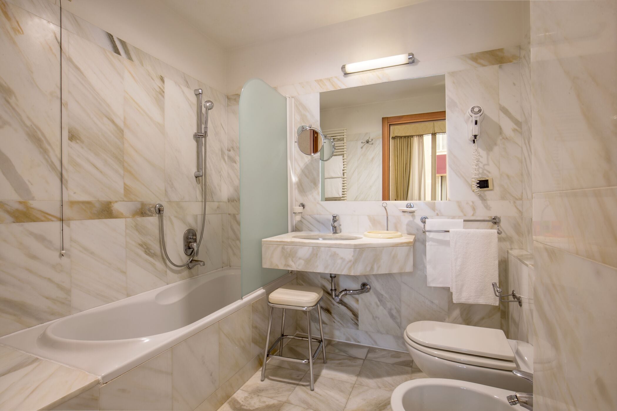 Photo - UNA Hotels Empire Roma