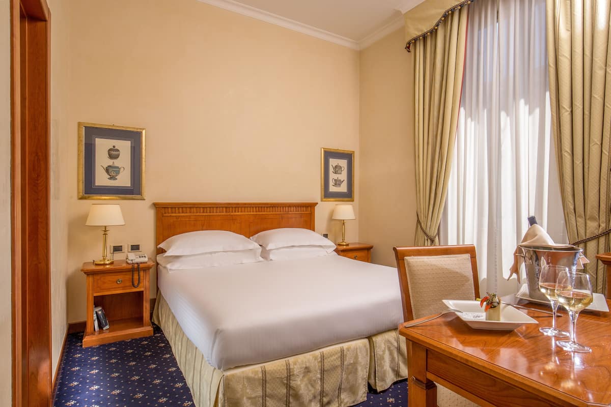 Ropa de cama de alta calidad y minibar