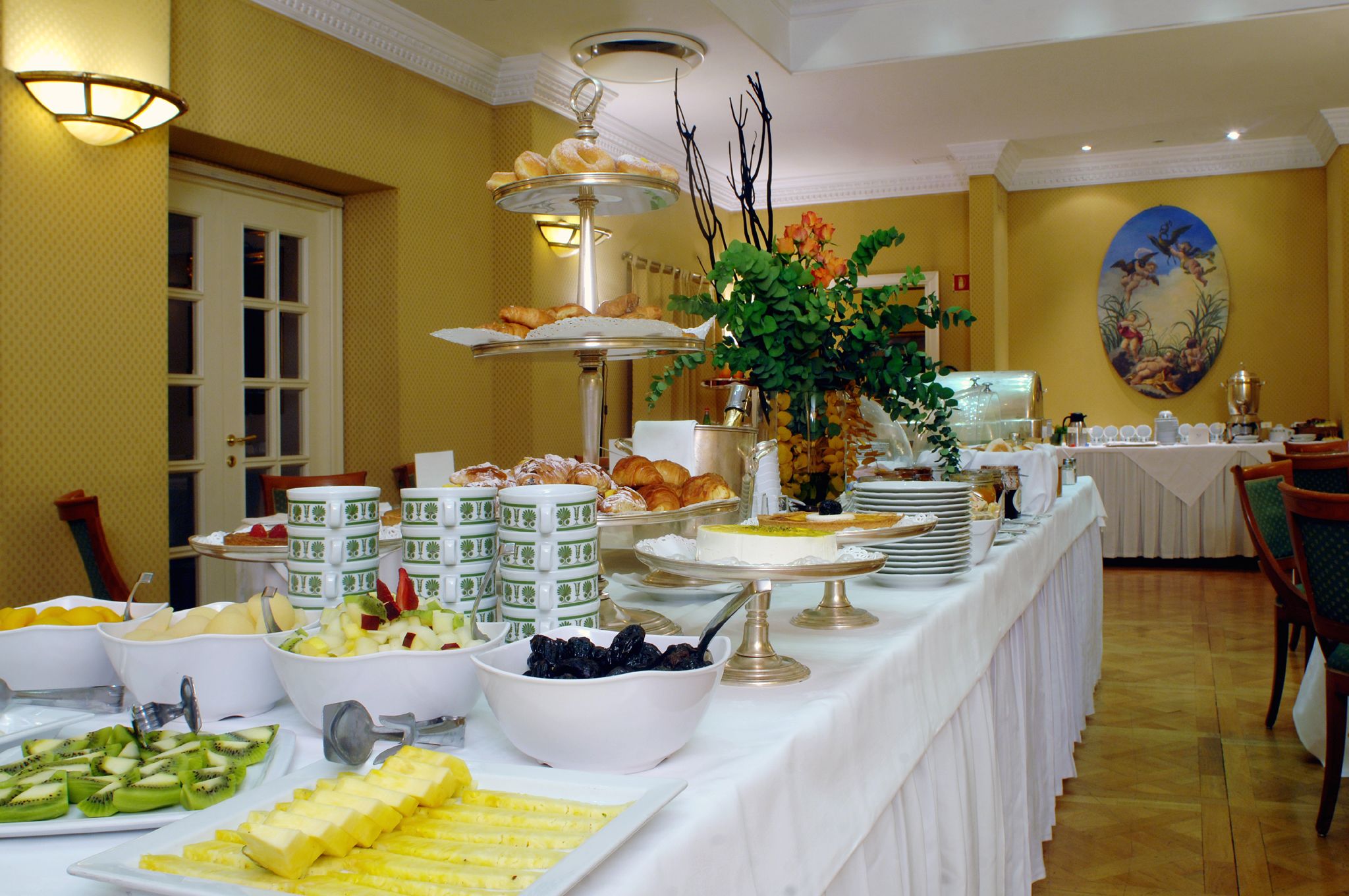 Breakfast area