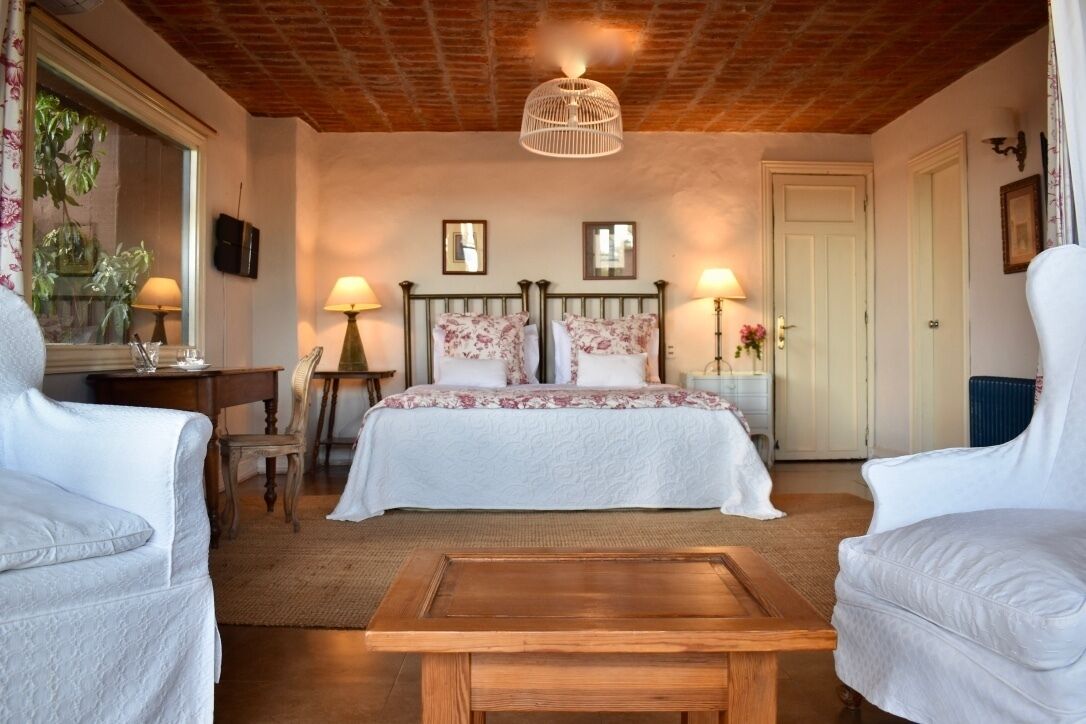 traditional double room | 1 bedroom, hypo-allergenic bedding, down duvets, minibar