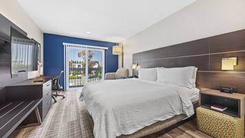 Rom – standard, 1 kingsize-seng, balkong | Sengetøy av topp kvalitet, safe på rommet og skrivebord