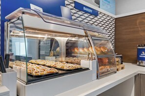 Café da manhã com buffet grátis