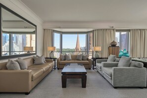 Suite, 1 Bedroom, City View (Regent Suite) | Premium bedding, minibar, in-room safe, desk - The Westin Melbourne (Melbourne)