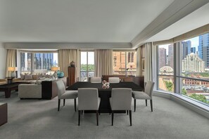 Suite, 1 Bedroom, City View (Regent Suite) | Premium bedding, minibar, in-room safe, desk - The Westin Melbourne (Melbourne)