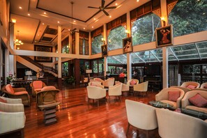 Ruang Istirahat Lobi