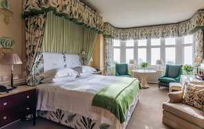Master Room, Lake View | Egyptian cotton sheets, premium bedding, desk, iron/ironing board