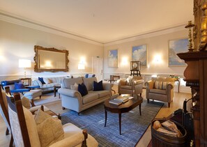 Interior - Farlam Hall Hotel & Restaurant (Brampton)