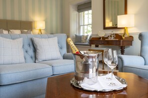 Living area - Farlam Hall Hotel & Restaurant (Brampton)