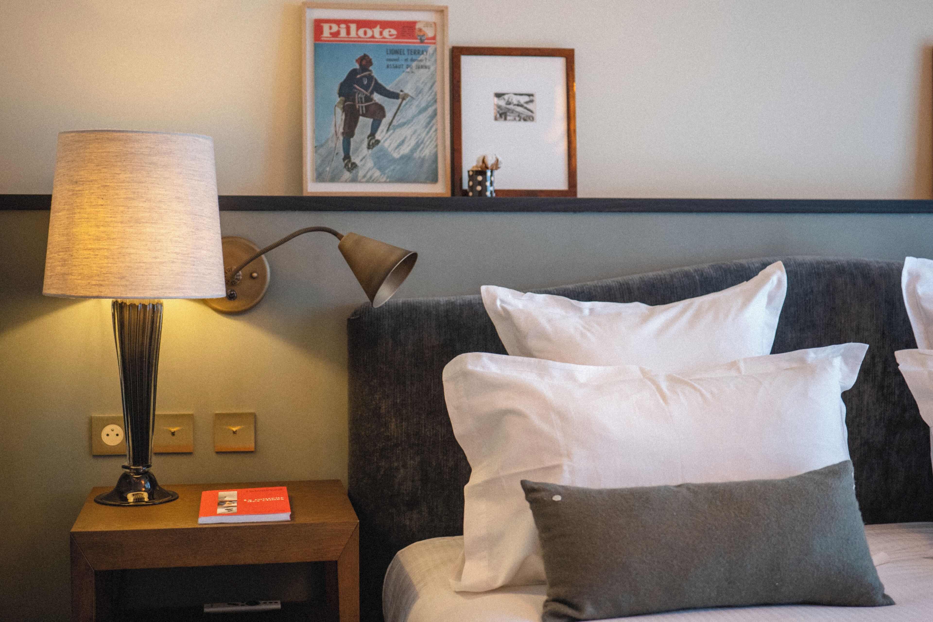 Minibar, in-room safe, iron/ironing board, free cribs/infant beds