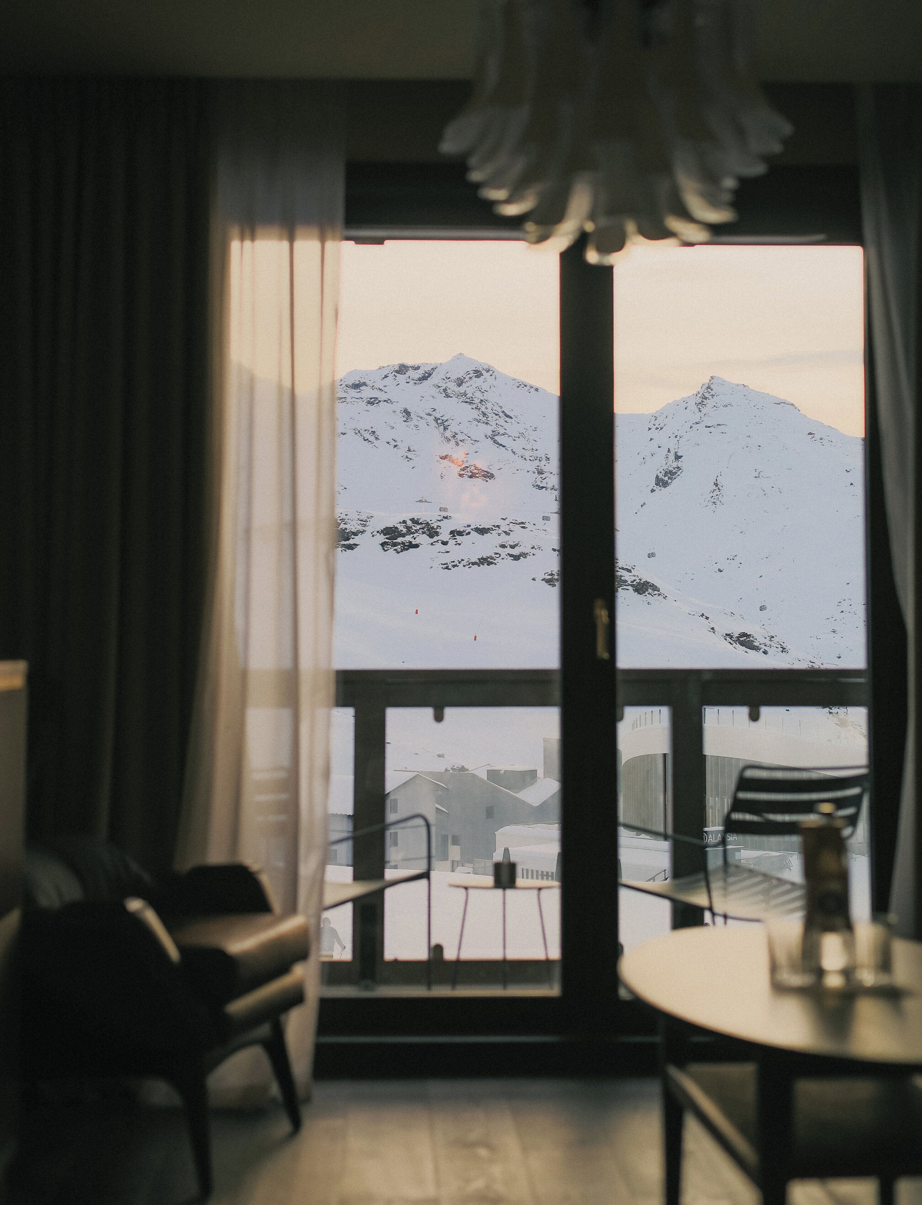 minibar, in-room safe, iron/ironing board, free cots/infant beds