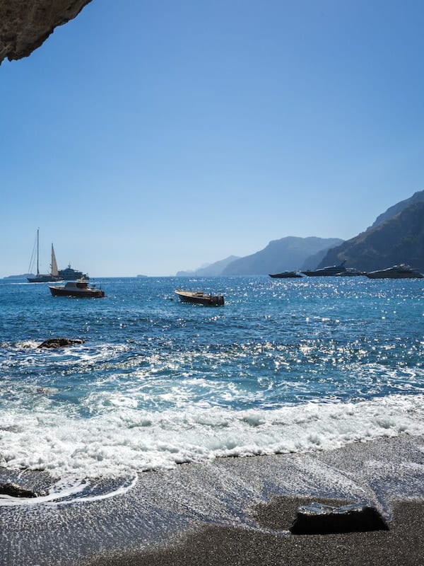 Private beach, sun loungers, beach umbrellas, beach towels