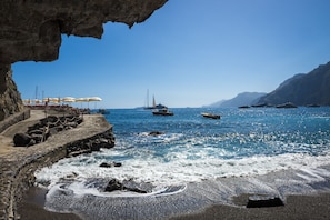 Private beach, sun loungers, beach umbrellas, beach towels