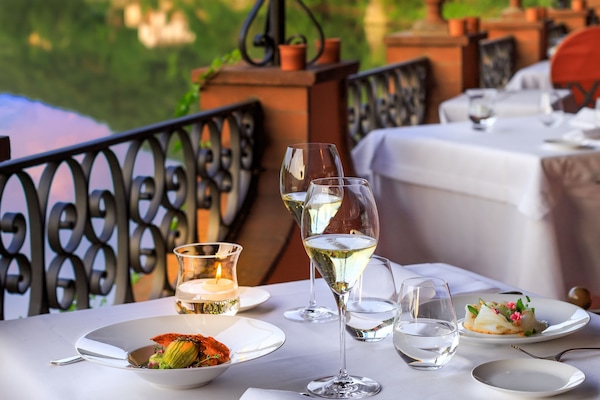 2 Restaurants, Frühstück