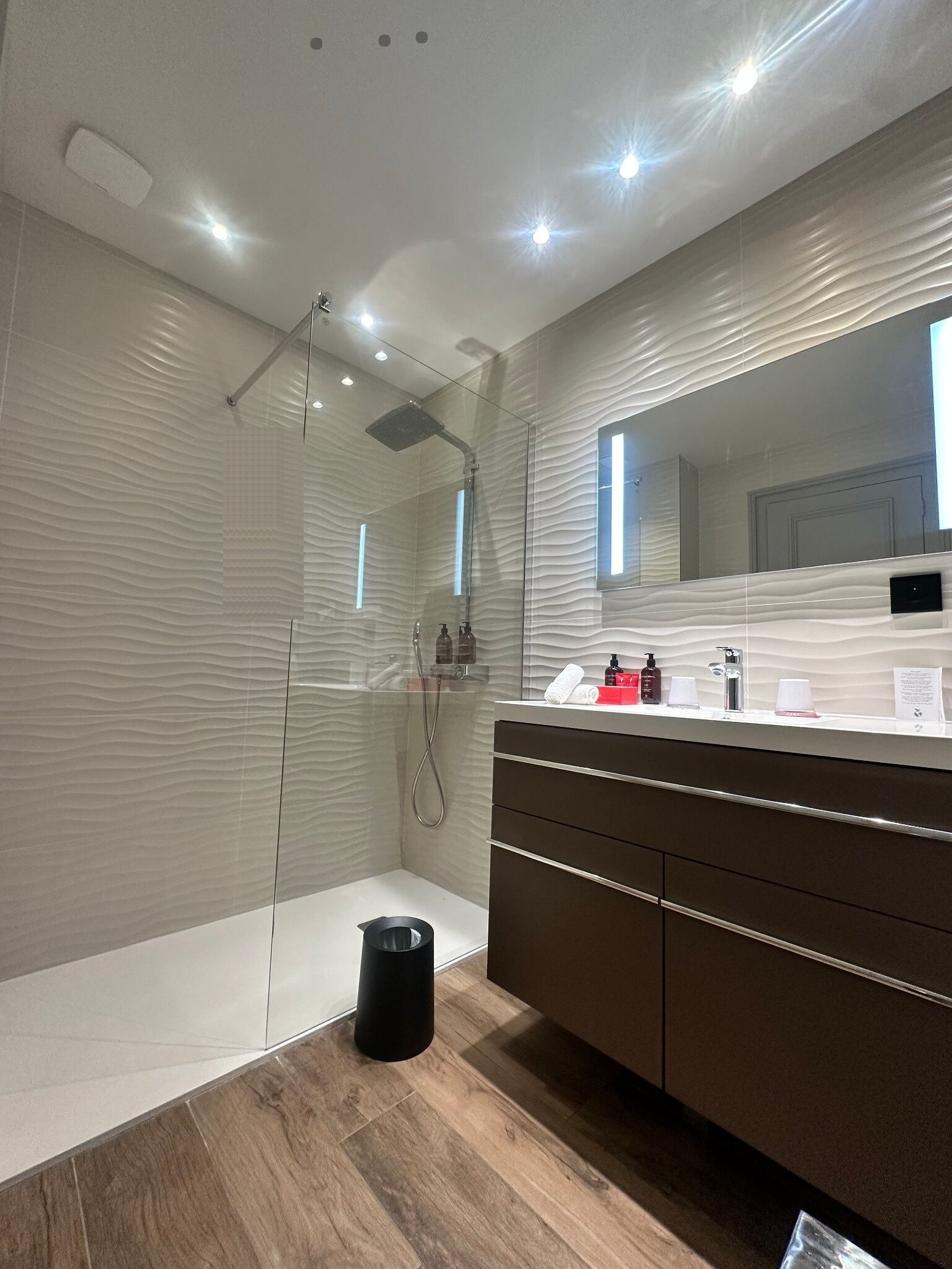 classic room, 1 king bed | bathroom | free toiletries, towels