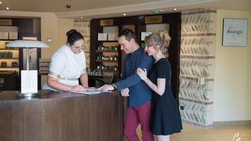 Sauna, bain à remous, hammam, hammam, soins corporels