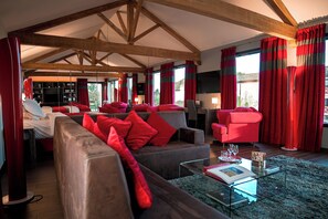 Villa (Bellevue) | Living area