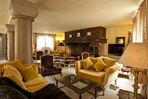 Executive lounge