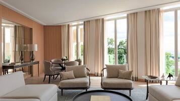 Literie de qualité supérieure, matelas mémoire de forme, minibar