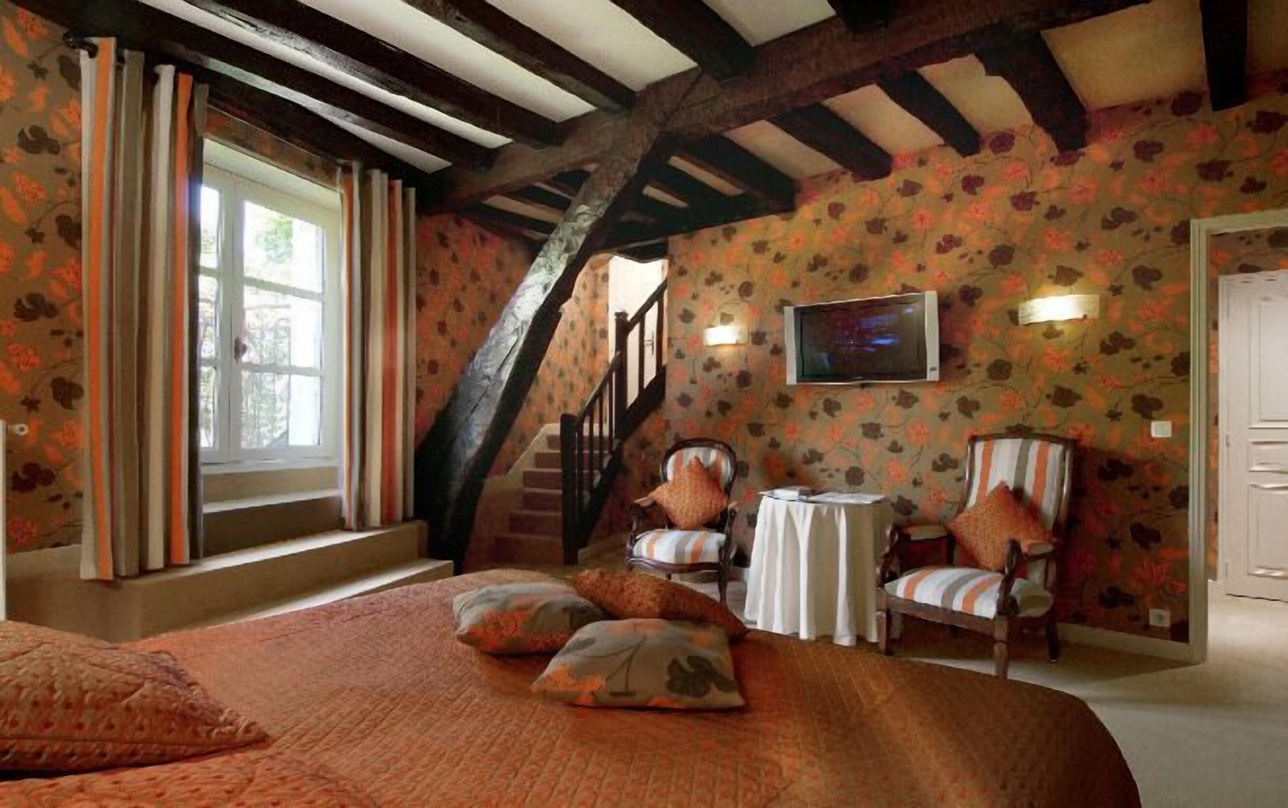 superior quadruple room | premium bedding, in-room safe, desk, iron/ironing board