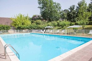 Piscina a l'aire lliure 