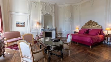 Signature Suite | Premium bedding, in-room safe, individually decorated