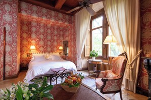 Premium bedding, minibar, in-room safe, desk - Château de Riell (Molitg-les-Bains)