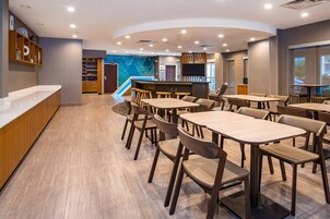 Desayuno continental incluido todos los días 