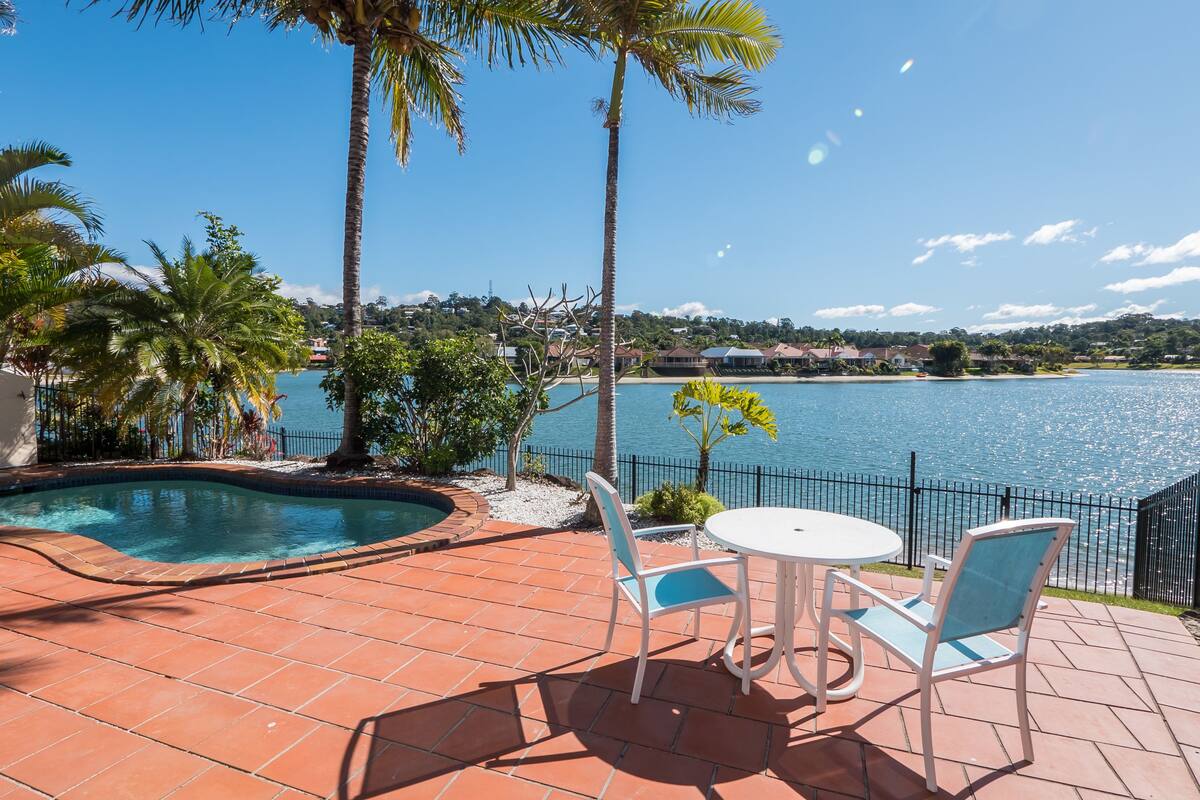4 Bedroom Waterfront Villa | View from room