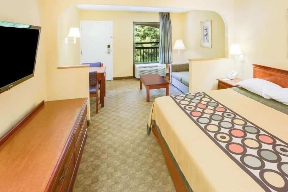 Fer et planche à repasser, lits bébé (gratuits)