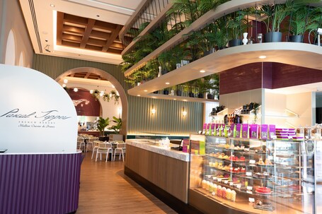 Four Points by Sheraton Sheikh Zayed Road, Dubai - Image 9