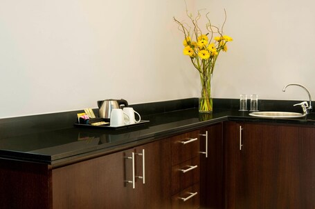 Four Points by Sheraton Sheikh Zayed Road, Dubai - Image 66