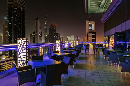 Four Points by Sheraton Sheikh Zayed Road, Dubai - Image 30