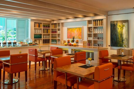 Four Points by Sheraton Sheikh Zayed Road, Dubai - Image 75