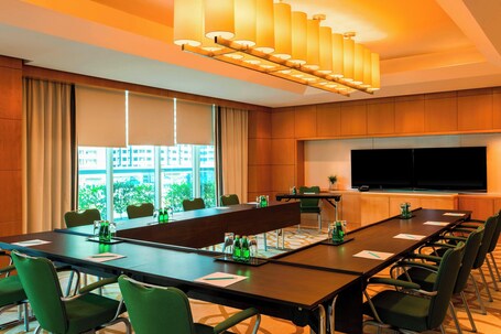 Four Points by Sheraton Sheikh Zayed Road, Dubai - Image 59