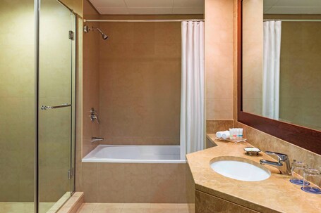 Four Points by Sheraton Sheikh Zayed Road, Dubai - Image 77