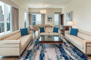 Suite, 3 chambres, non-fumeur, balcon | Salle de séjour