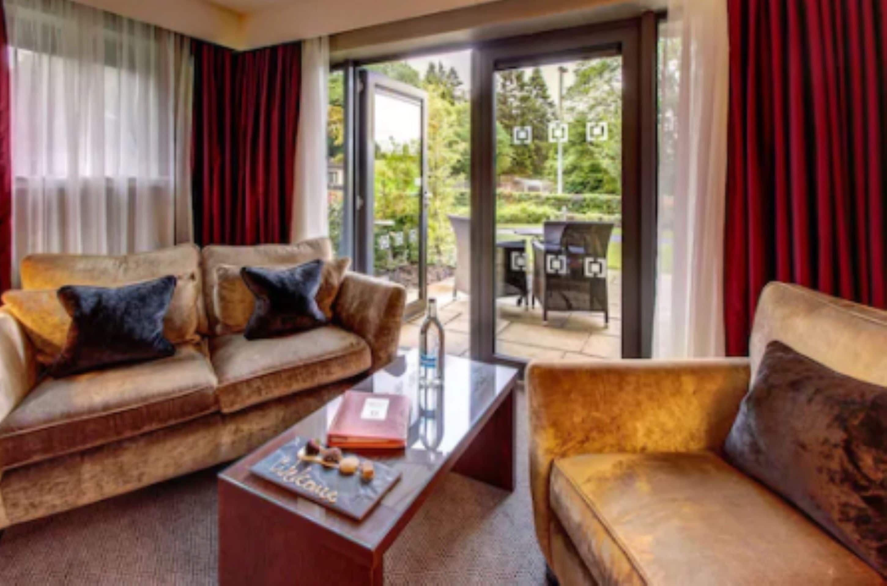 1 bedroom, premium bedding, in-room safe, desk