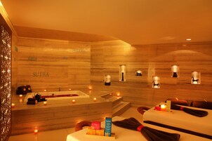 Çiftler için bakım odaları, jakuzi, buhar odası, vücut bakımı 