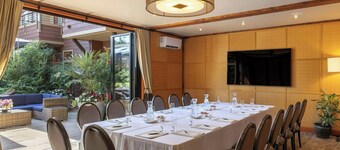 Willows Lodge