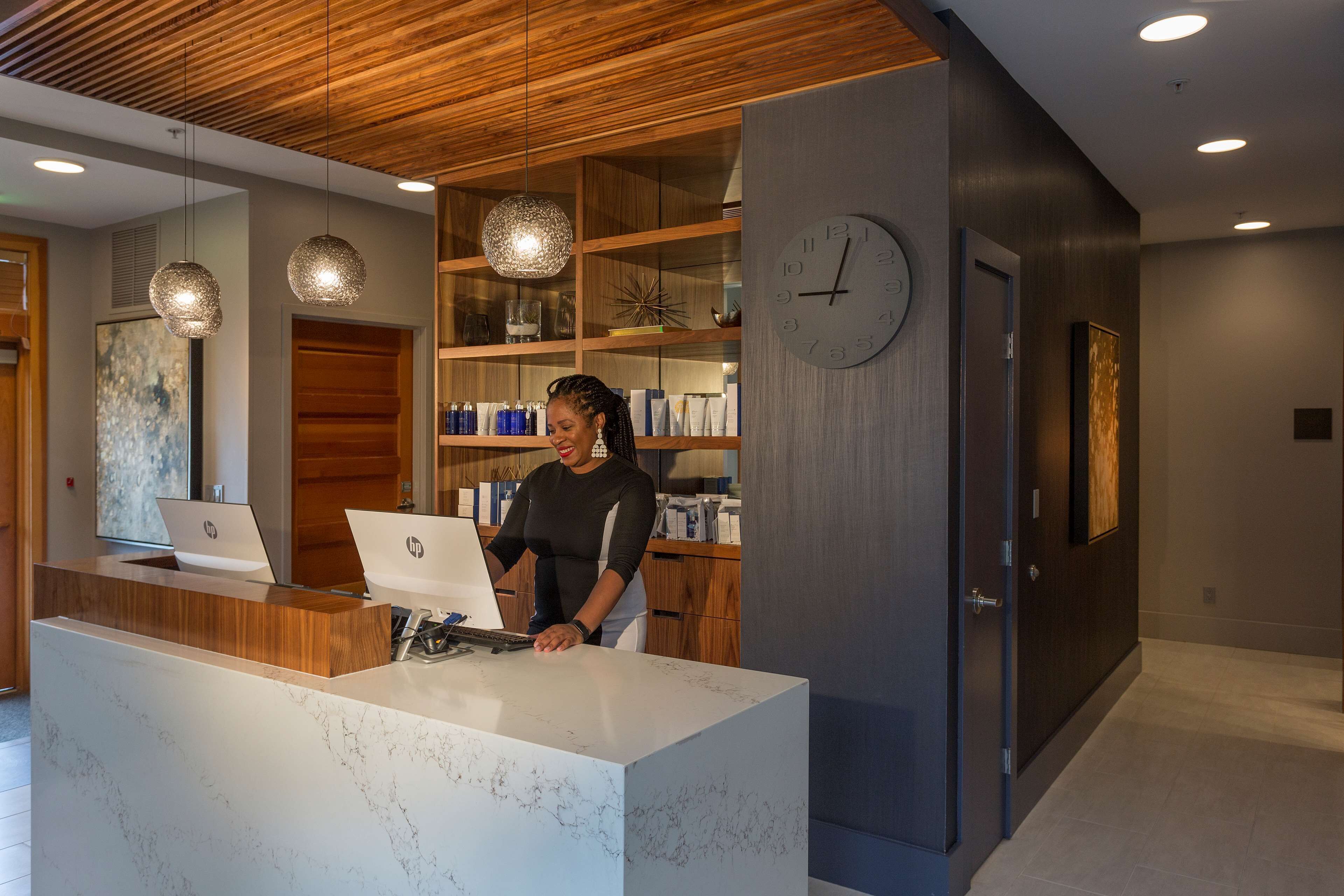 couples treatment room(s), sauna, hot tub, body treatments, aromatherapy