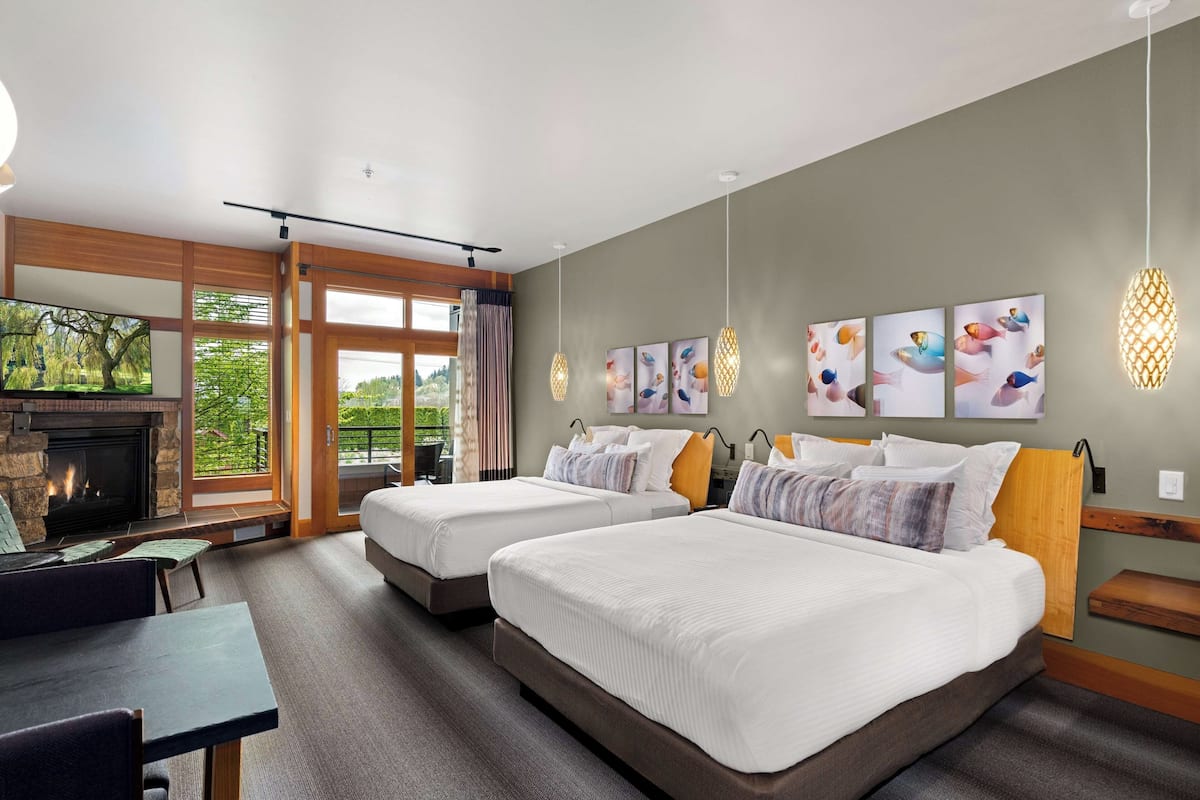 Room, 2 Queen Beds (Nicer)
