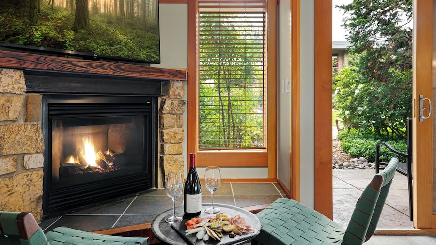 Willows Lodge