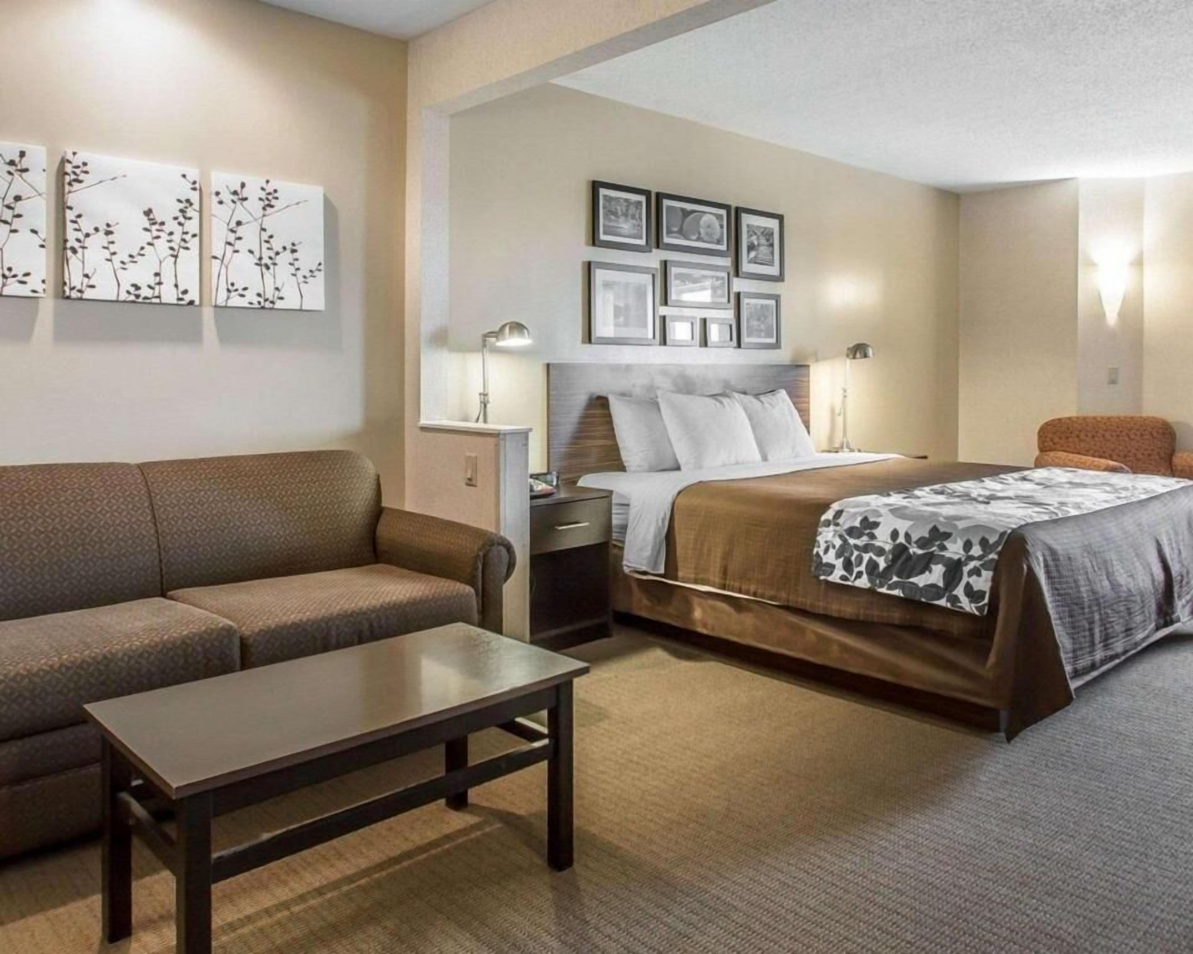 Premium bedding, pillow-top beds, in-room safe, desk