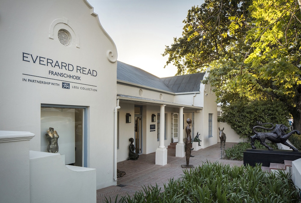 Photo of Le Quartier Francais