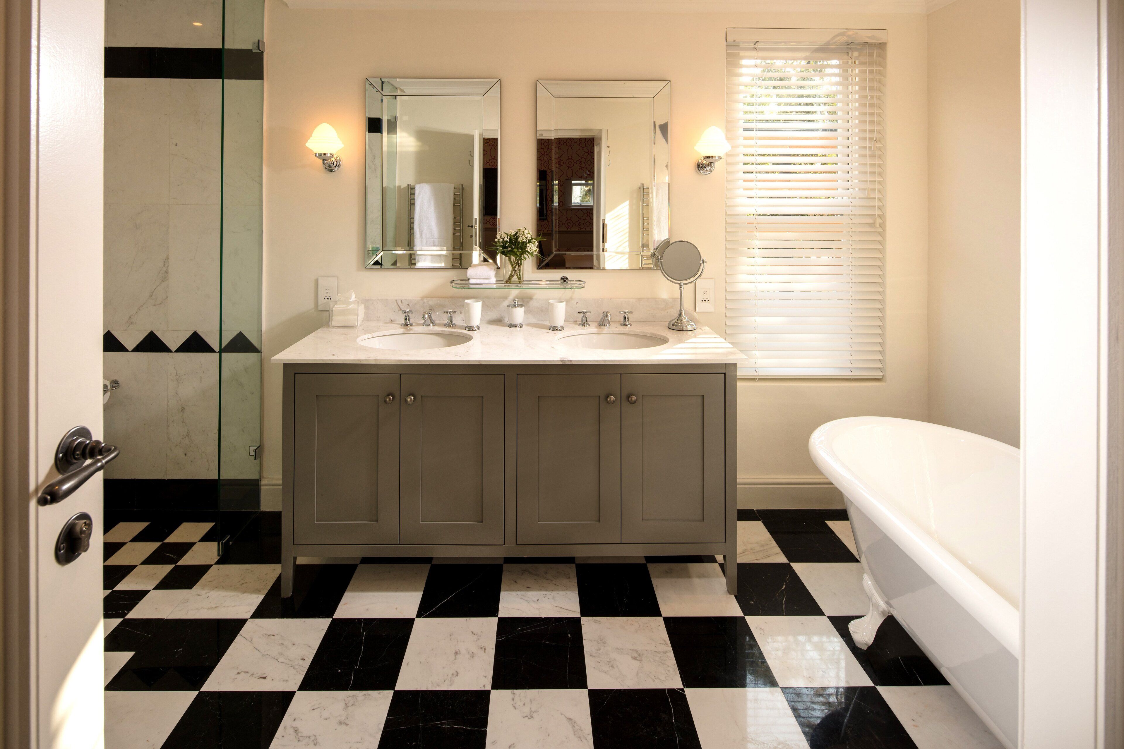 superior suite (four quarters) | premium bedding, free minibar items, in-room safe, desk