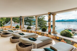 Soins corporels, soins d'aromathérapie, massages aux pierres chaudes