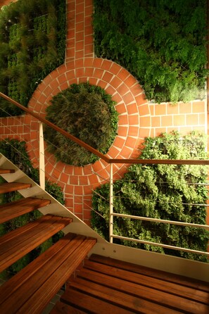 Couples treatment rooms, sauna, hot tub, steam room, Turkish bath - La Côte Saint Jacques And Spa (Joigny)
